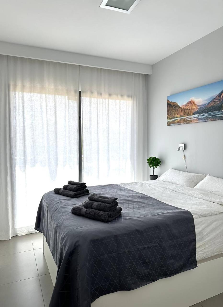 New Luxury Seaview Roof Apartments ปีลาร์ เดลา ออราดาดา ภายนอก รูปภาพ